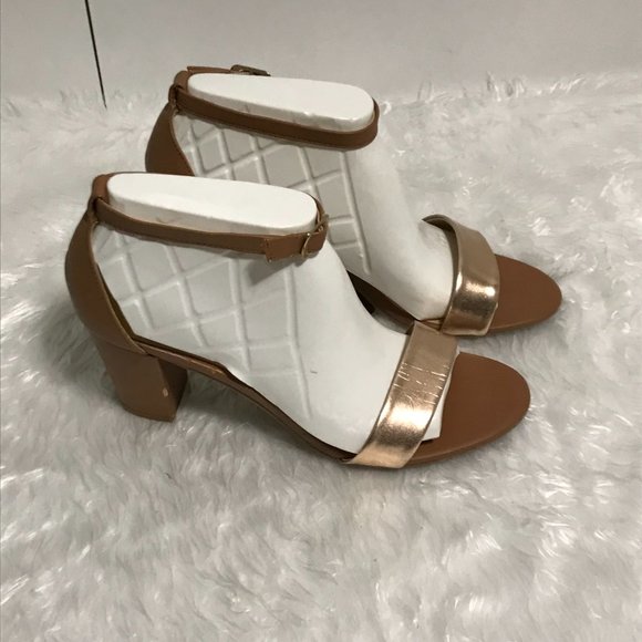 CL by Chinese Laundry Women's Sandal - Picture 3 of 11